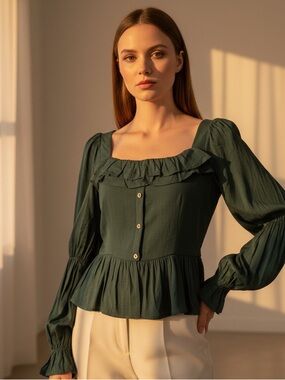 ANDREE BY UNIT Hunter Green Button-Up Blouse Square Neckline With Ruffle Detail
